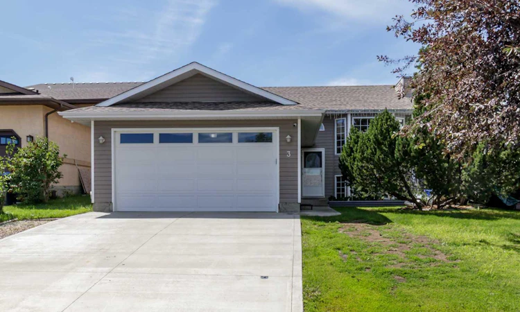 3 Pickering Close