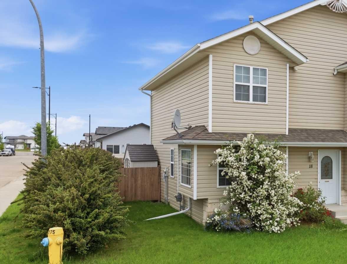 18 Terrace Heights Drive, Lacombe, AB, T4L 0J2