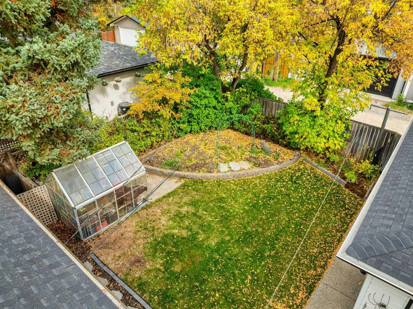 4 Wildwood Drive SW - 3