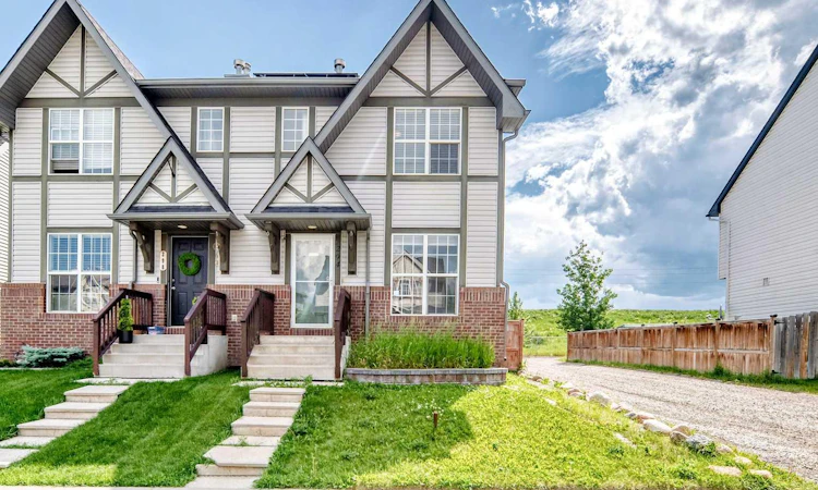 294 Elgin View SE