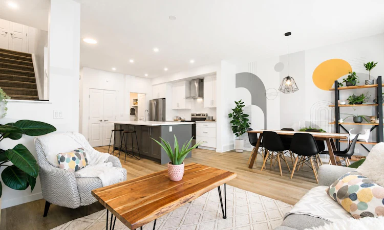 229 Masters Row SE