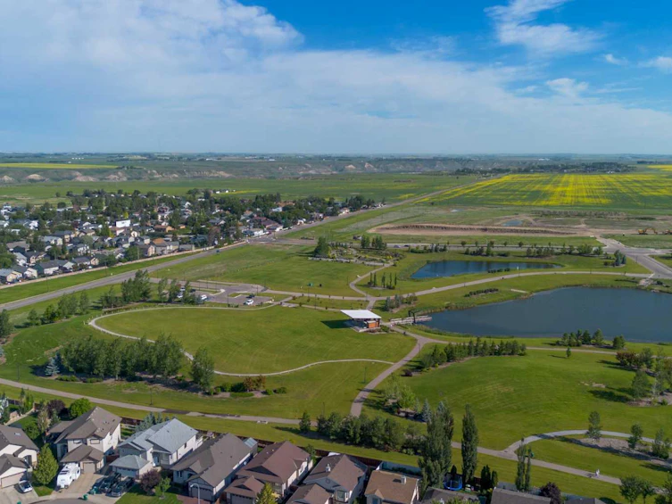 187 Cougar Way N, Lethbridge, AB, T1H 6P4 - 45