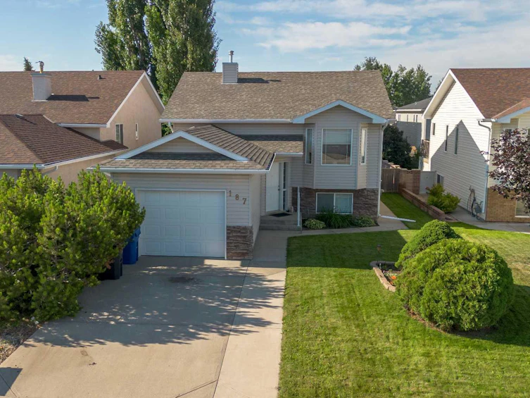 187 Cougar Way N, Lethbridge, AB, T1H 6P4 - 34