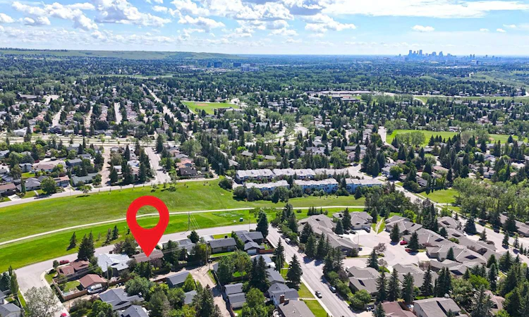 243 Silvercreek Drive NW