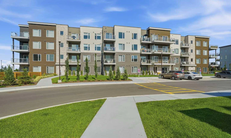109-700 Shawnee Square SW