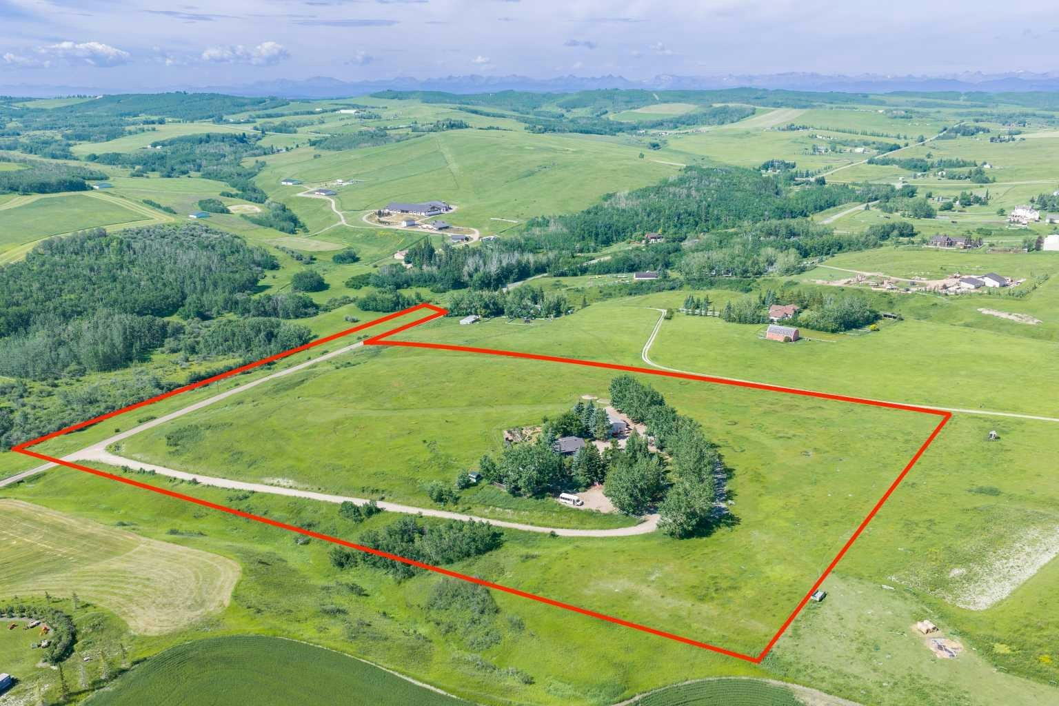 96072 265 Avenue W, Foothills County, AB, T1S 3B2