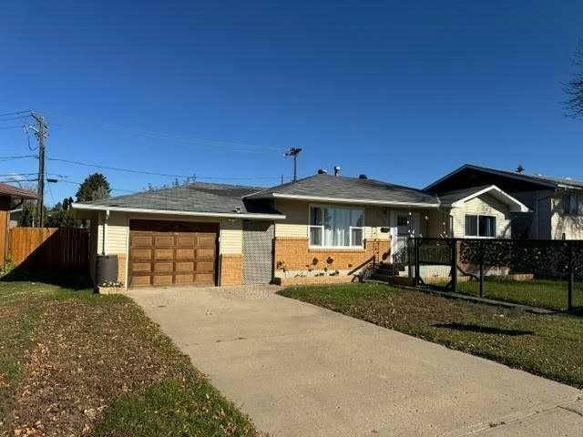 2711 Dunmore Road SE, Medicine Hat, AB, T1A 2A6