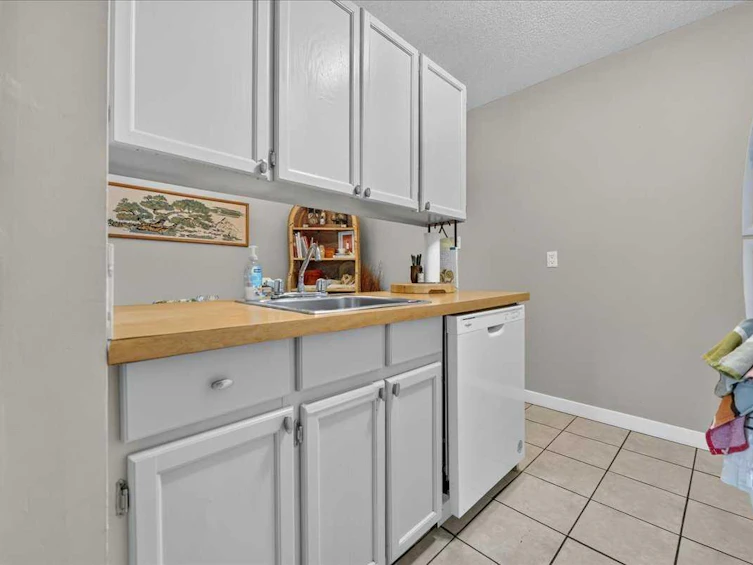 409-617 56 Avenue SW, Calgary, AB, T2V 0G9 - 16