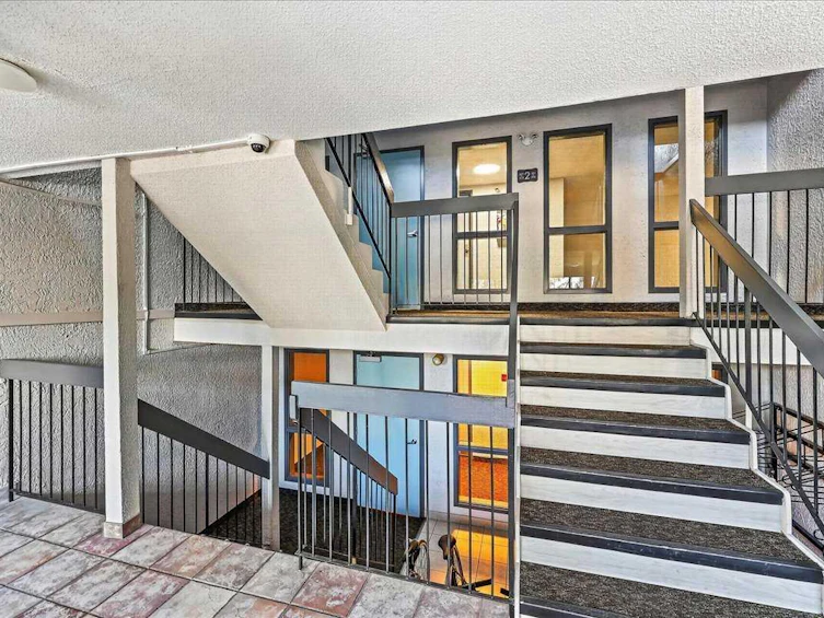 409-617 56 Avenue SW, Calgary, AB, T2V 0G9 - 6