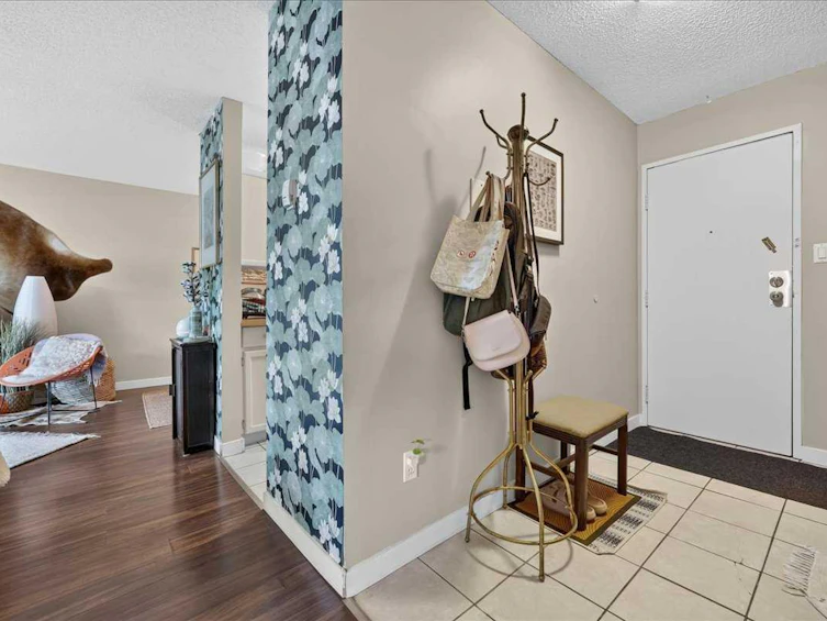 409-617 56 Avenue SW, Calgary, AB, T2V 0G9 - 8