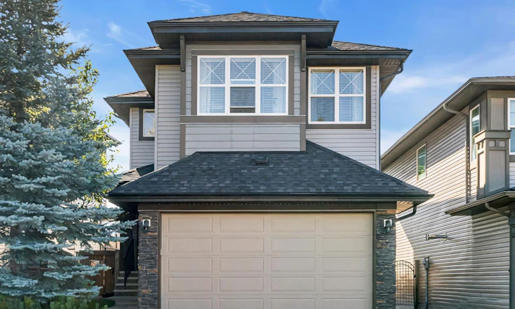 112 Walden Terrace SE
