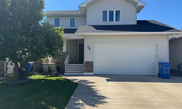 34 Riverbrook Close W