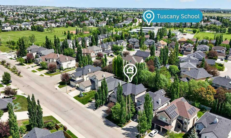 40 Tuscany Glen Road NW