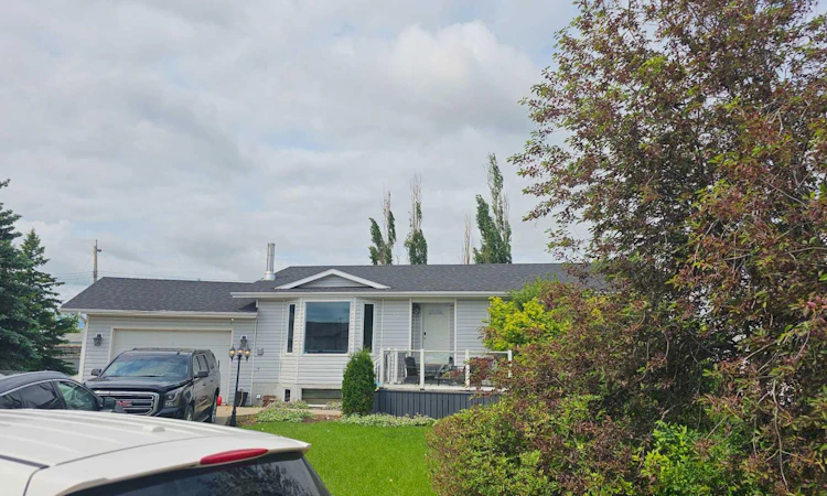 13 Fairway Place