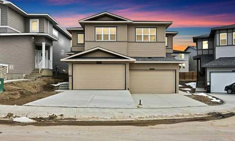 82 Heritage Circle
