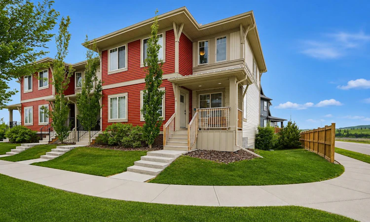 1801-32 Horseshoe Crescent