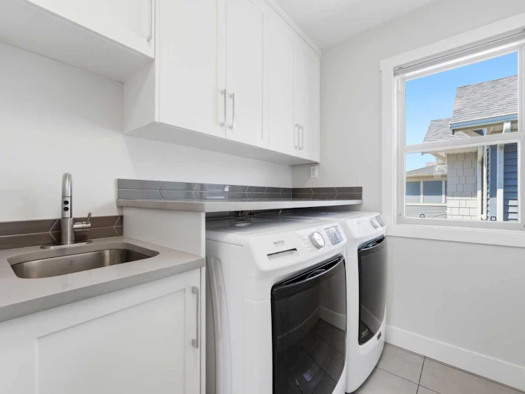129 Kingsbury Close SE, Airdrie, AB, T4A 0R4 - 33
