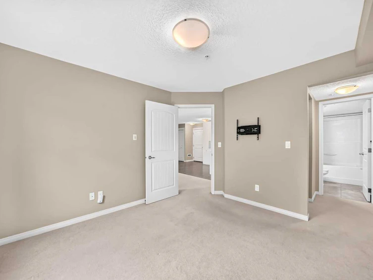 106-304 Cranberry Park SE, Calgary, AB, T3M 1W2 - 22