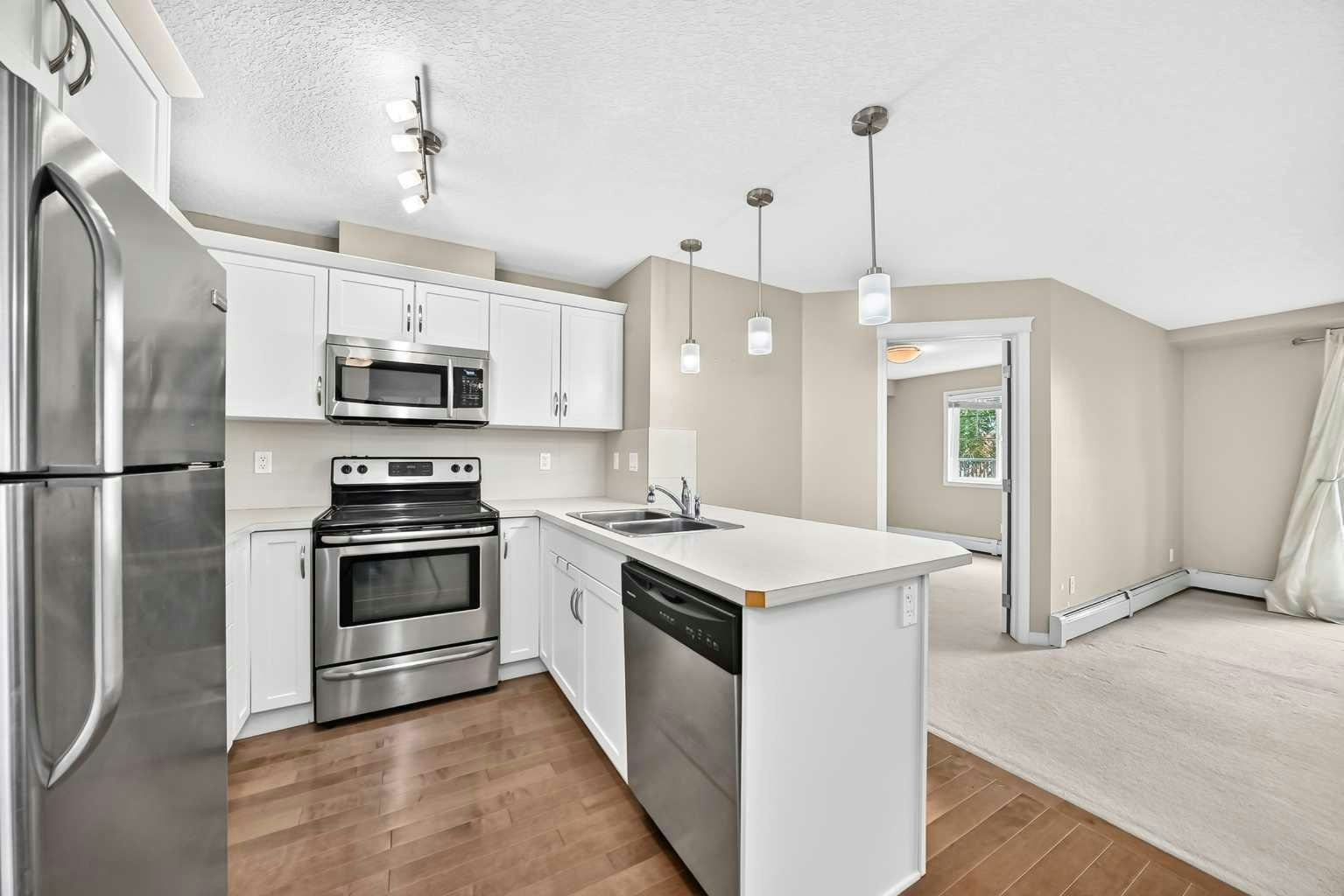 106-304 Cranberry Park SE, Calgary, AB, T3M 1W2 - 8