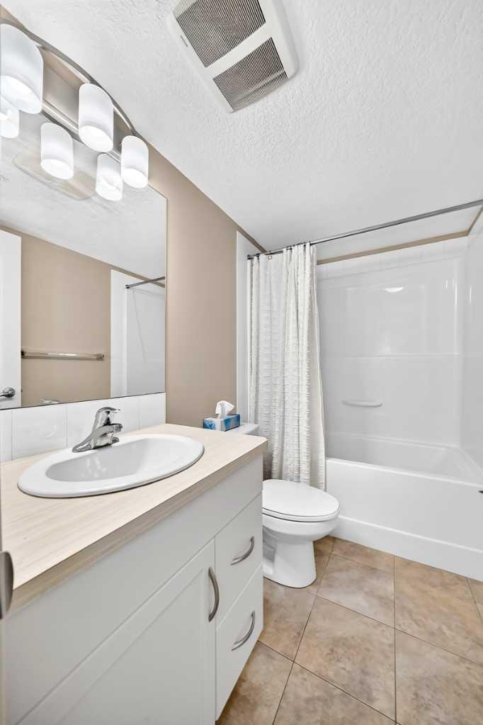 106-304 Cranberry Park SE, Calgary, AB, T3M 1W2 - 25