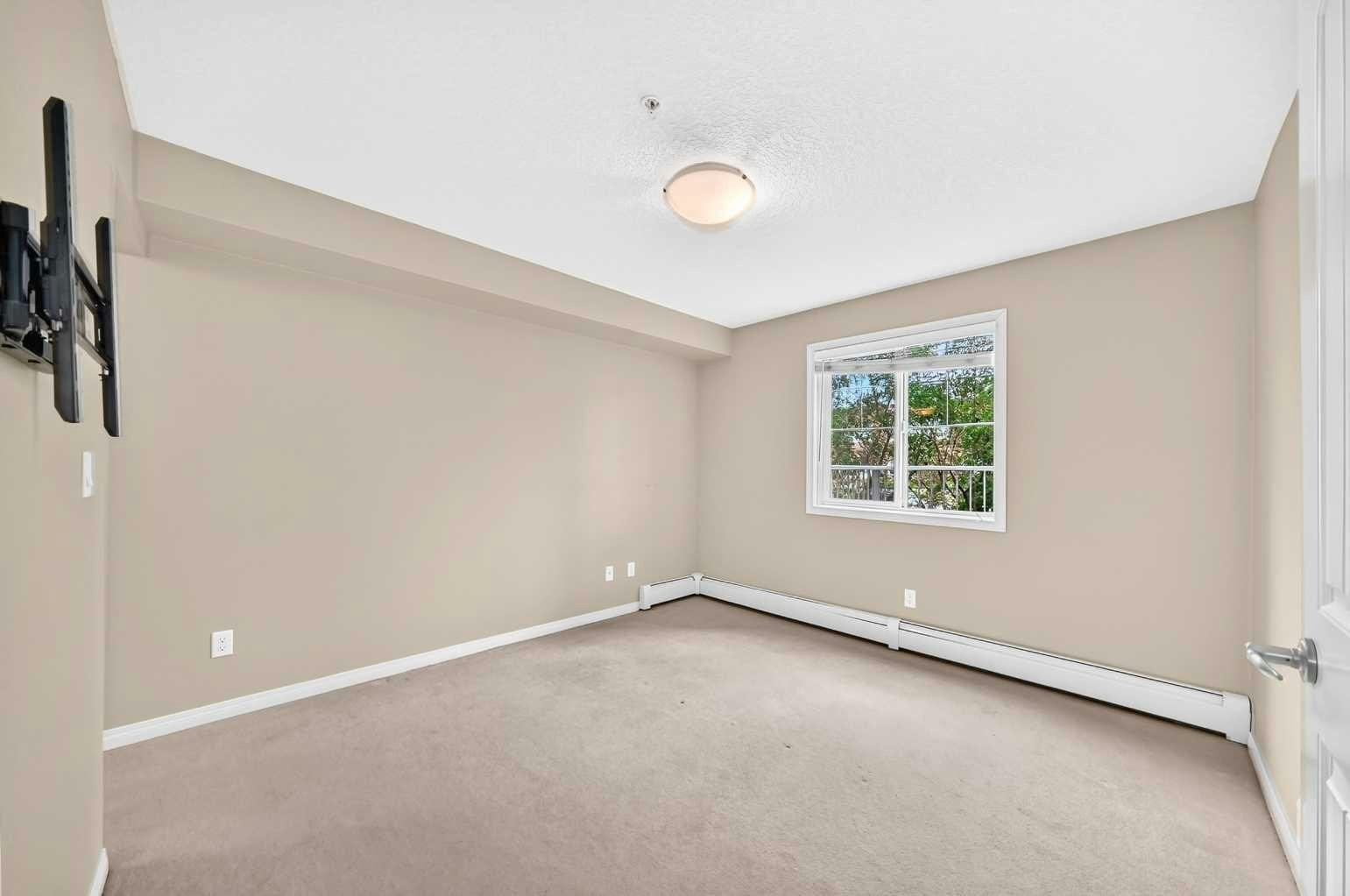 106-304 Cranberry Park SE, Calgary, AB, T3M 1W2 - 20