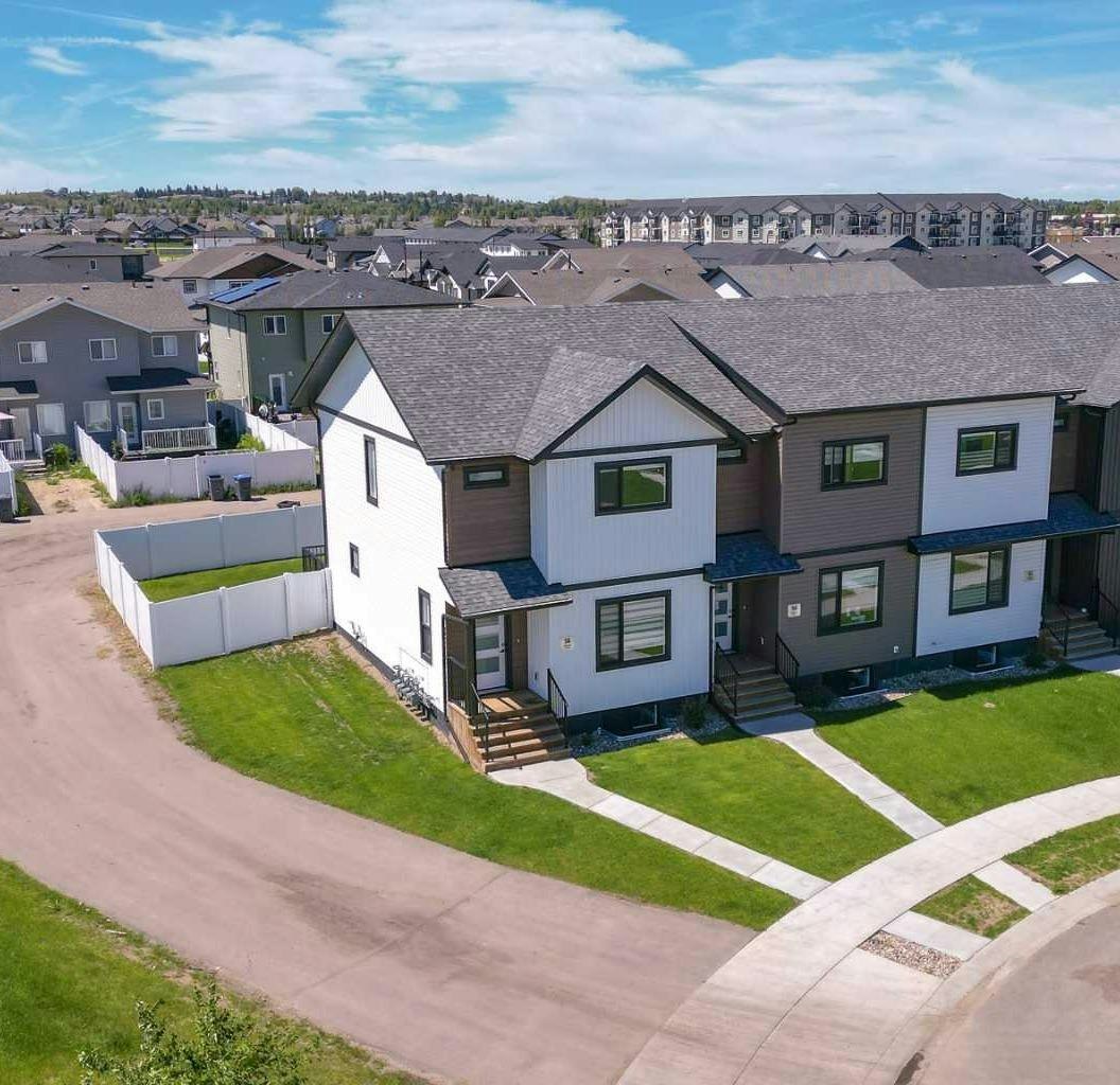 56 Inglis Crescent, Red Deer County, AB, T4S 0V3