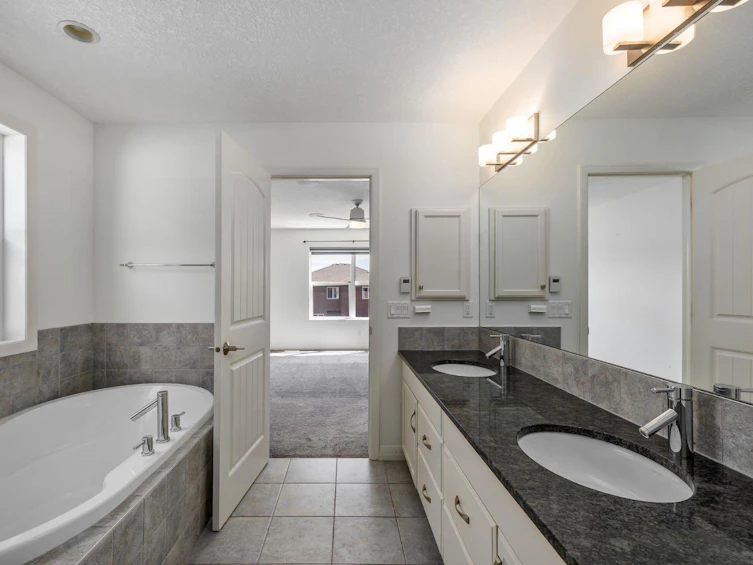 31 Chaparral Valley Way SE, Calgary, AB, T2X 0S1 - 23