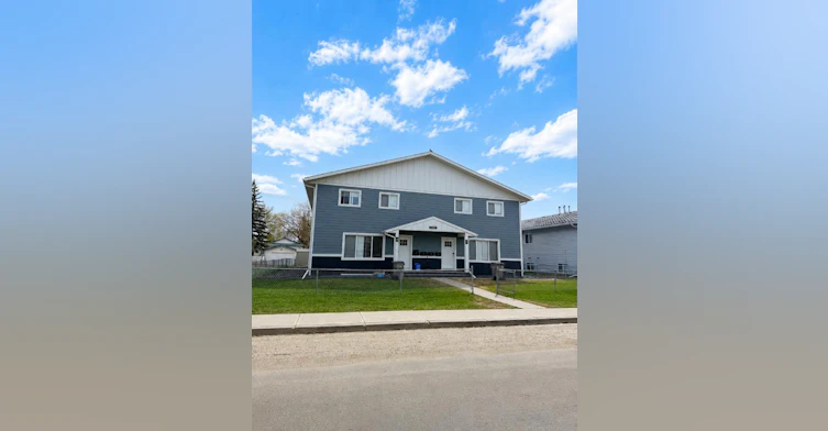 B-10021 105 Avenue, Grande Prairie, AB, T8B 1H2 - 11