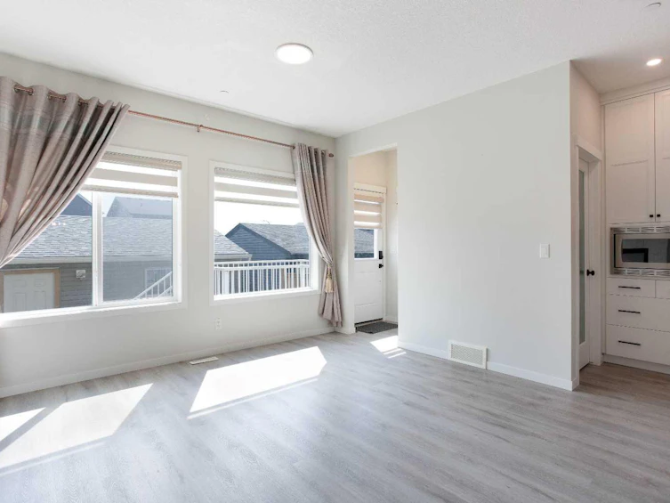 112 Lucas Street NW, Calgary, AB, T3P 1R6 - 9