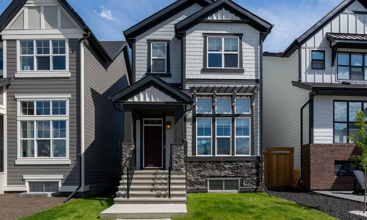 31 Magnolia Grove SE