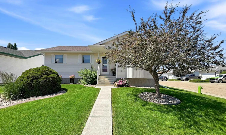 109 Logan Close