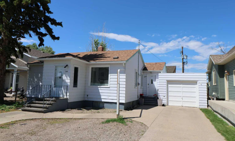 5319 45 Ave