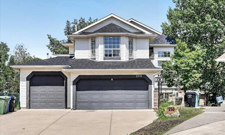 254 Douglas Glen Heath SE
