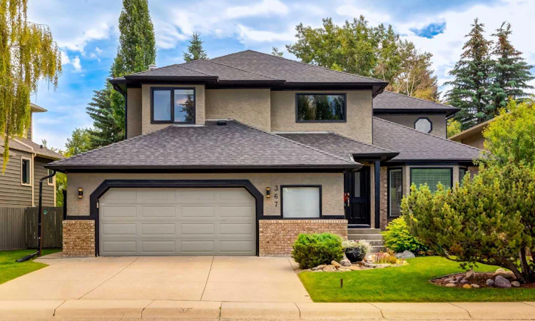 367 Woodbriar Circle SW