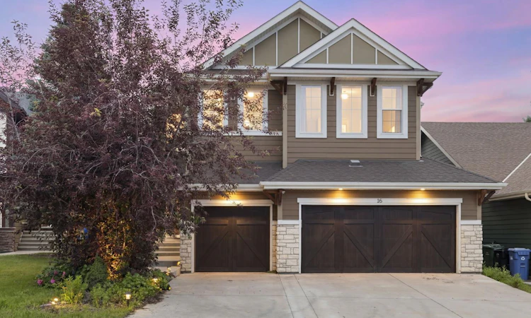 16 Auburn Sound Crescent SE