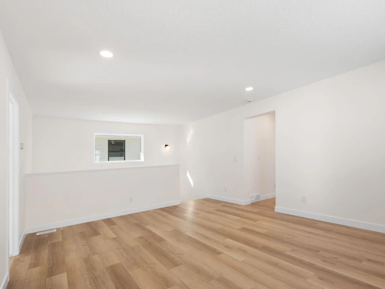 53 Versant Point SW, Calgary, AB, T2Y 0X1 - 19