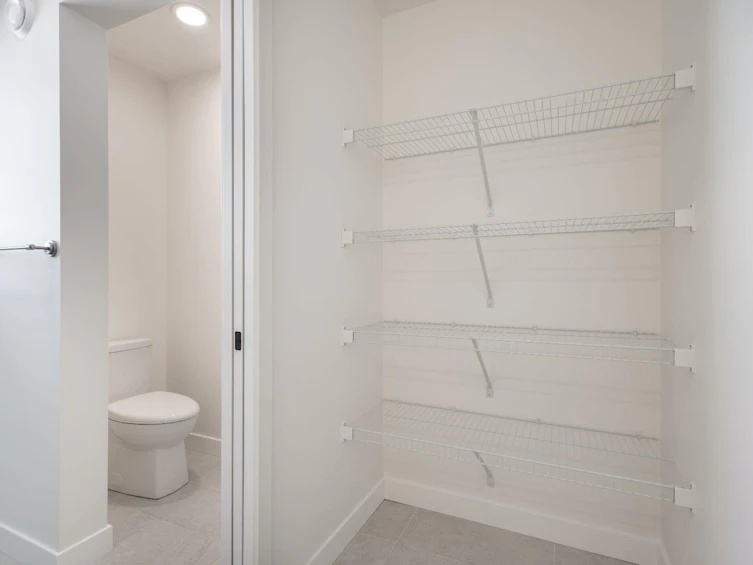 53 Versant Point SW, Calgary, AB, T2Y 0X1 - 33