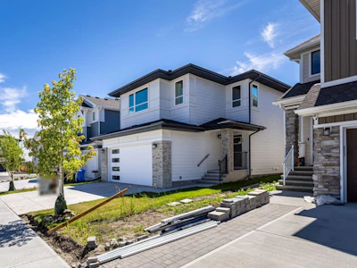 53 Versant Point SW - 2