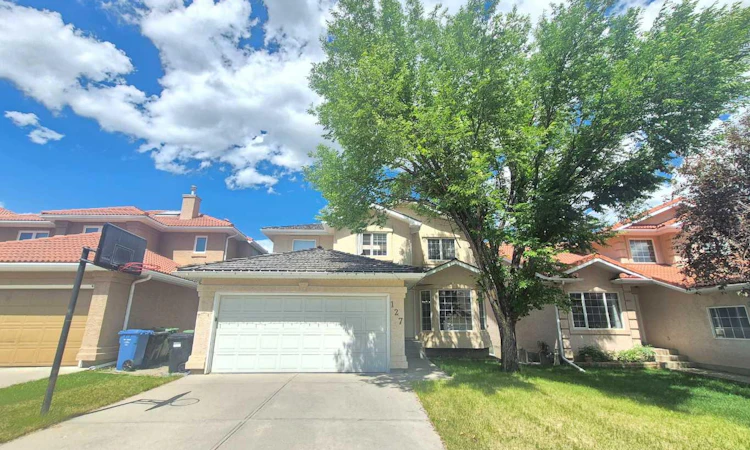 127 Hampstead Circle NW