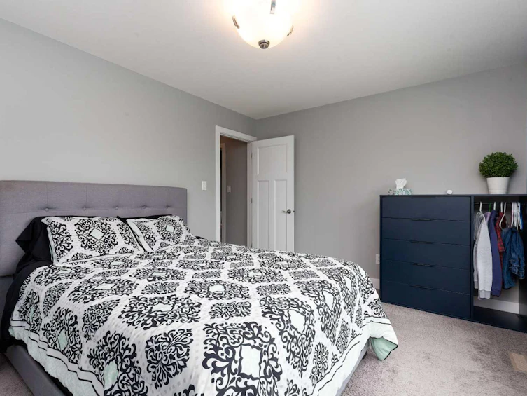 180 Firelight Way W, Lethbridge, AB, T1J 4B2 - 18