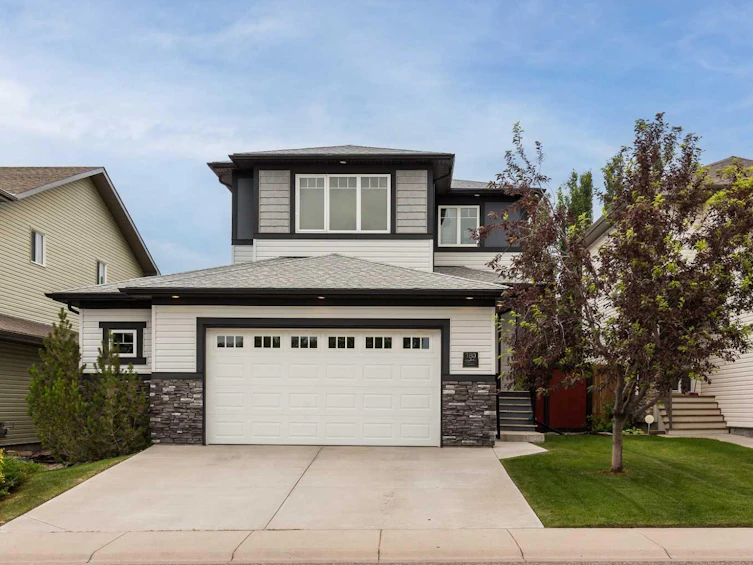 180 Firelight Way W, Lethbridge, AB, T1J 4B2