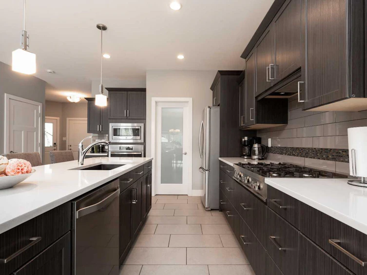 180 Firelight Way W, Lethbridge, AB, T1J 4B2 - 7