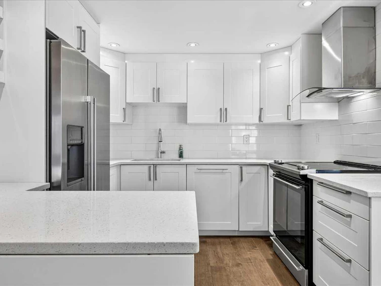 204-1011 12 Avenue SW, Calgary, AB, T2R 0J5 - 14