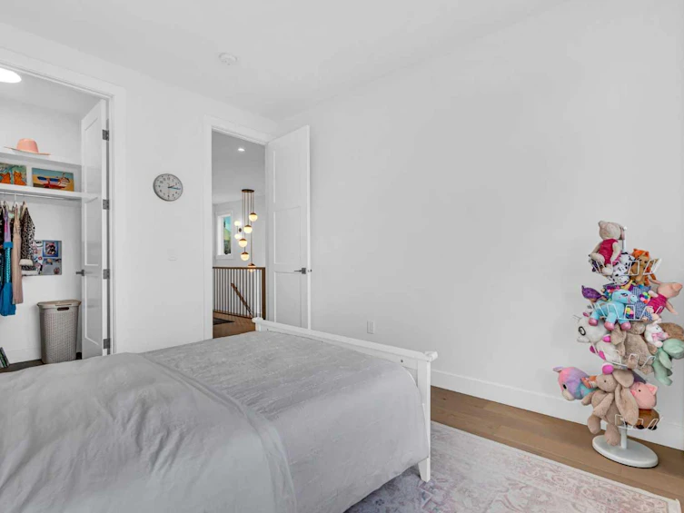 2032 37 Avenue SW, Calgary, AB, T2T 2H5 - 32
