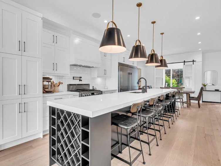 2032 37 Avenue SW, Calgary, AB, T2T 2H5 - 8
