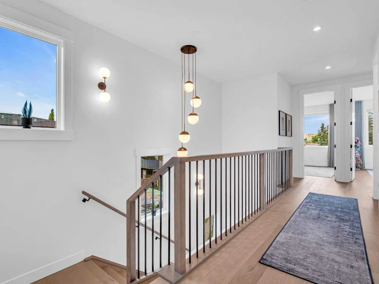 2032 37 Avenue SW, Calgary, AB, T2T 2H5 - 21