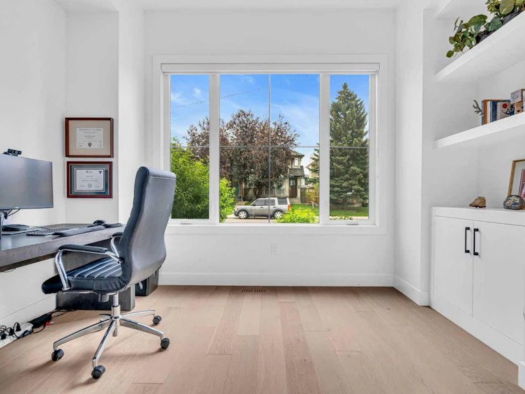 2032 37 Avenue SW, Calgary, AB, T2T 2H5 - 18