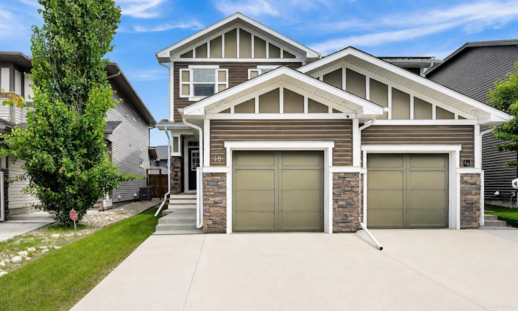 40 Legacy Glen Street SE