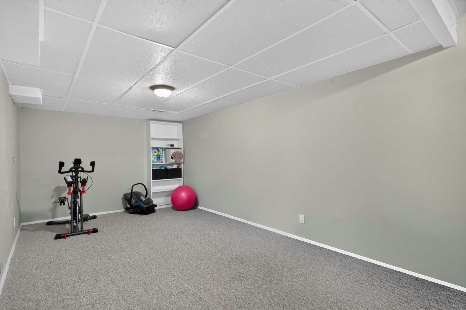51 Millbank Court SW, Calgary, AB, T2Y 2C9 - 31