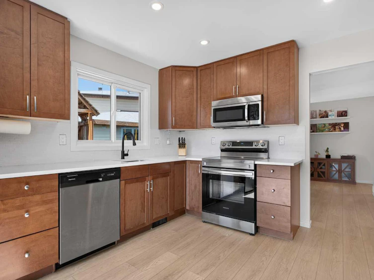 51 Millbank Court SW, Calgary, AB, T2Y 2C9 - 16